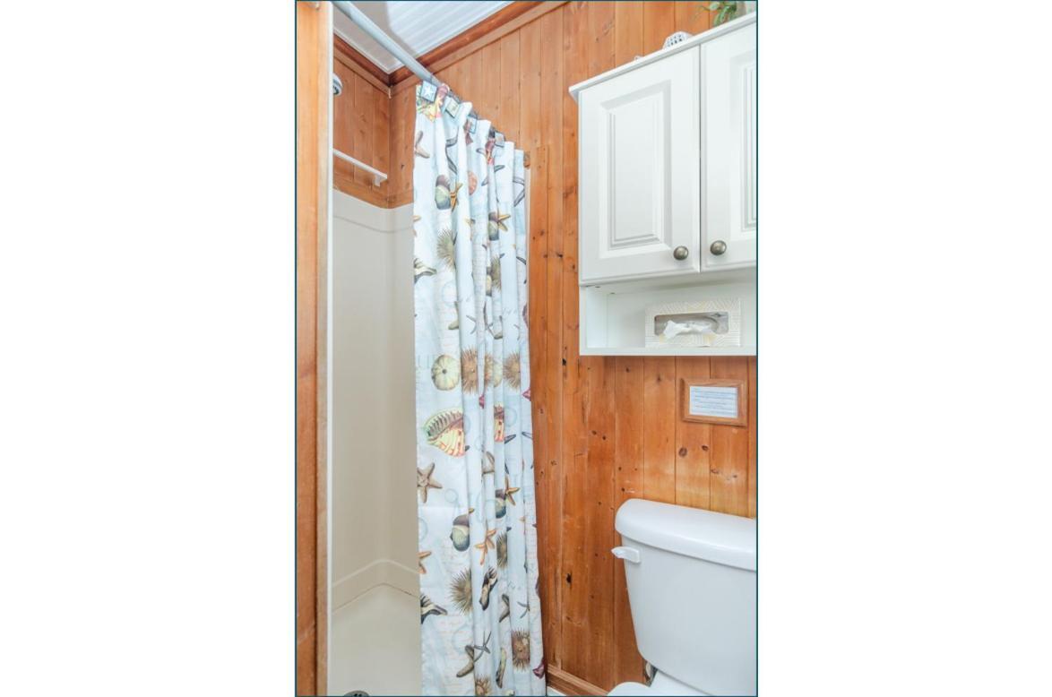 The Pelican Hidden Treasure Inn Room 2 By Bryant Real Estate Kure Beach Exteriér fotografie