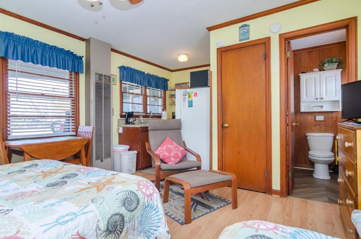 The Pelican Hidden Treasure Inn Room 2 By Bryant Real Estate Kure Beach Exteriér fotografie