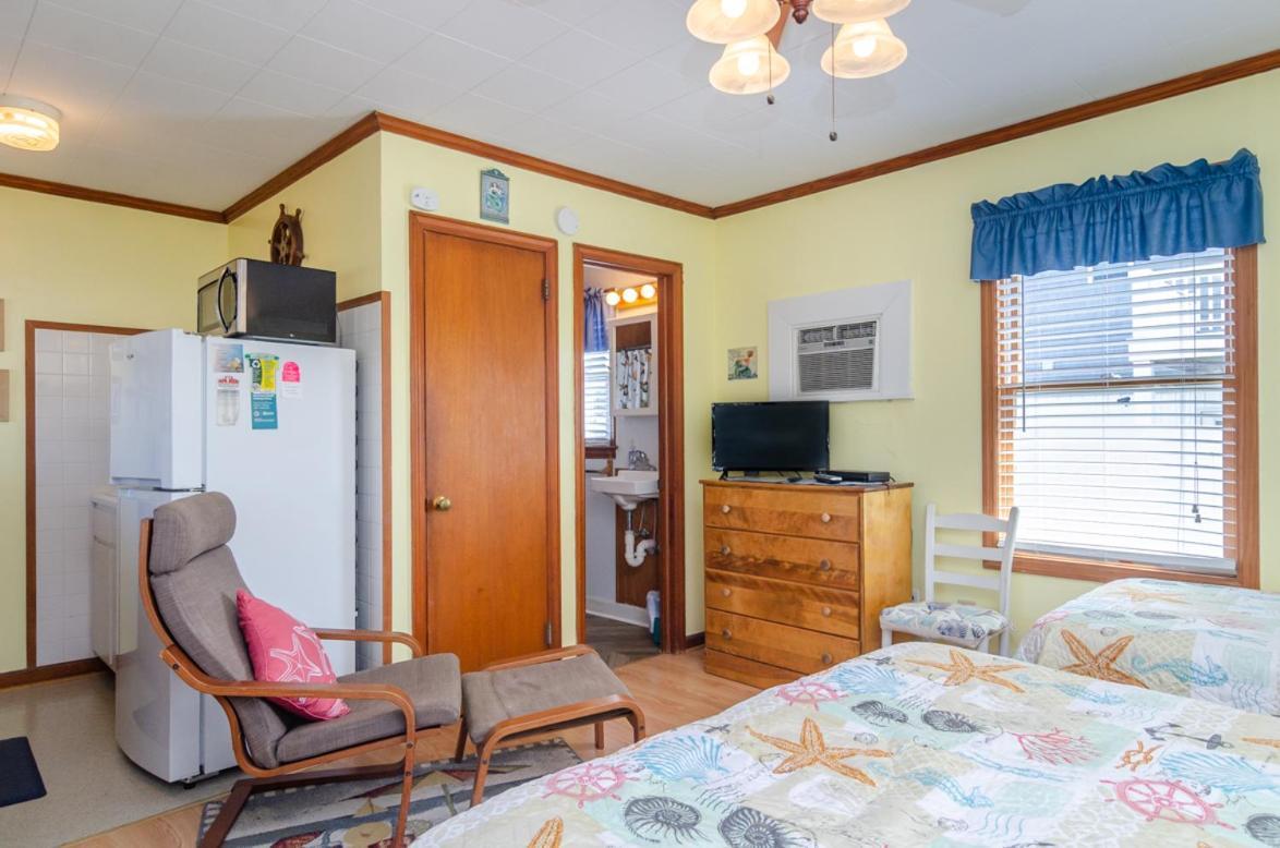 The Pelican Hidden Treasure Inn Room 2 By Bryant Real Estate Kure Beach Exteriér fotografie